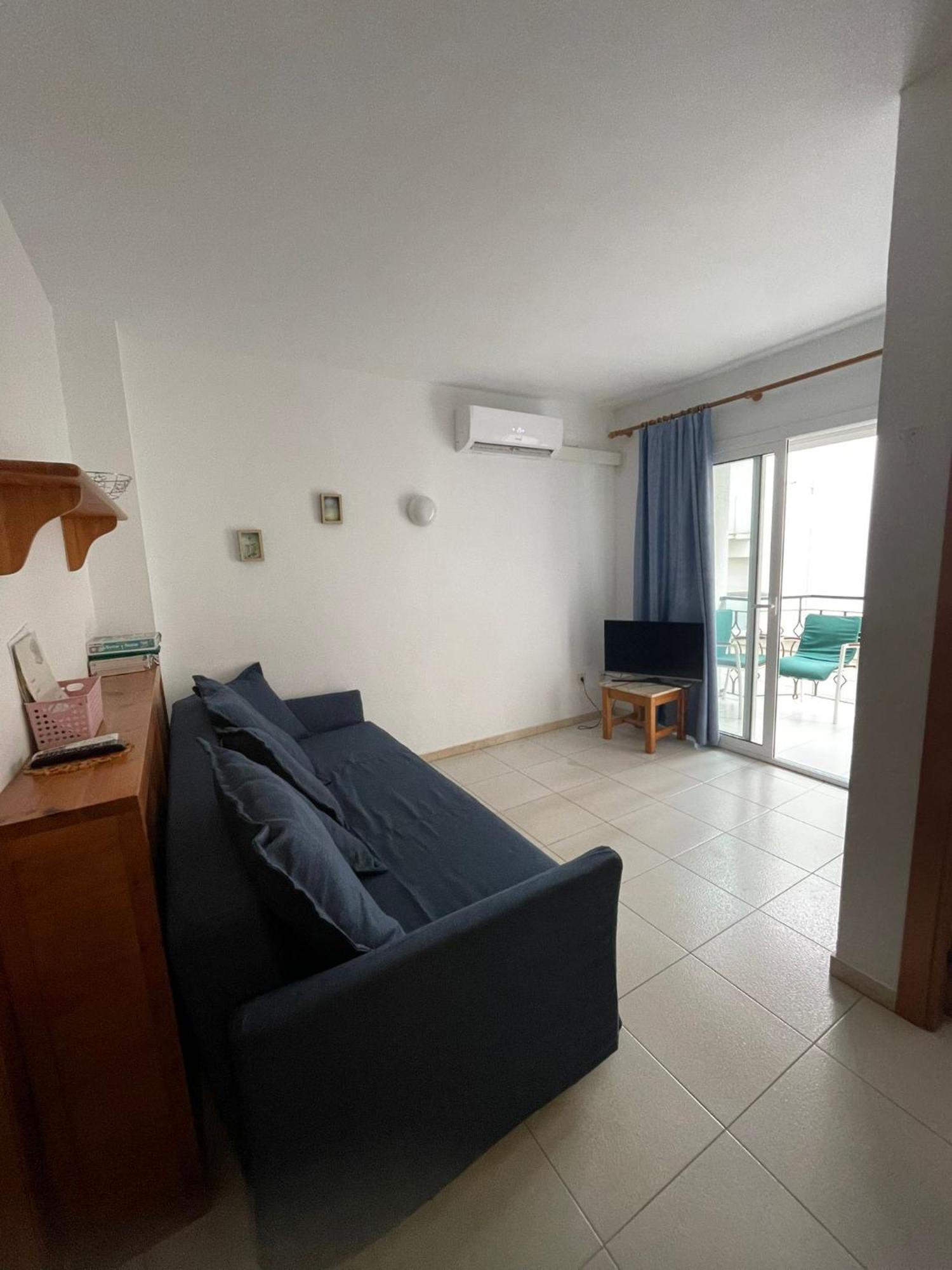 Apartamento Con Piscina En El Centro De 블랑스 외부 사진